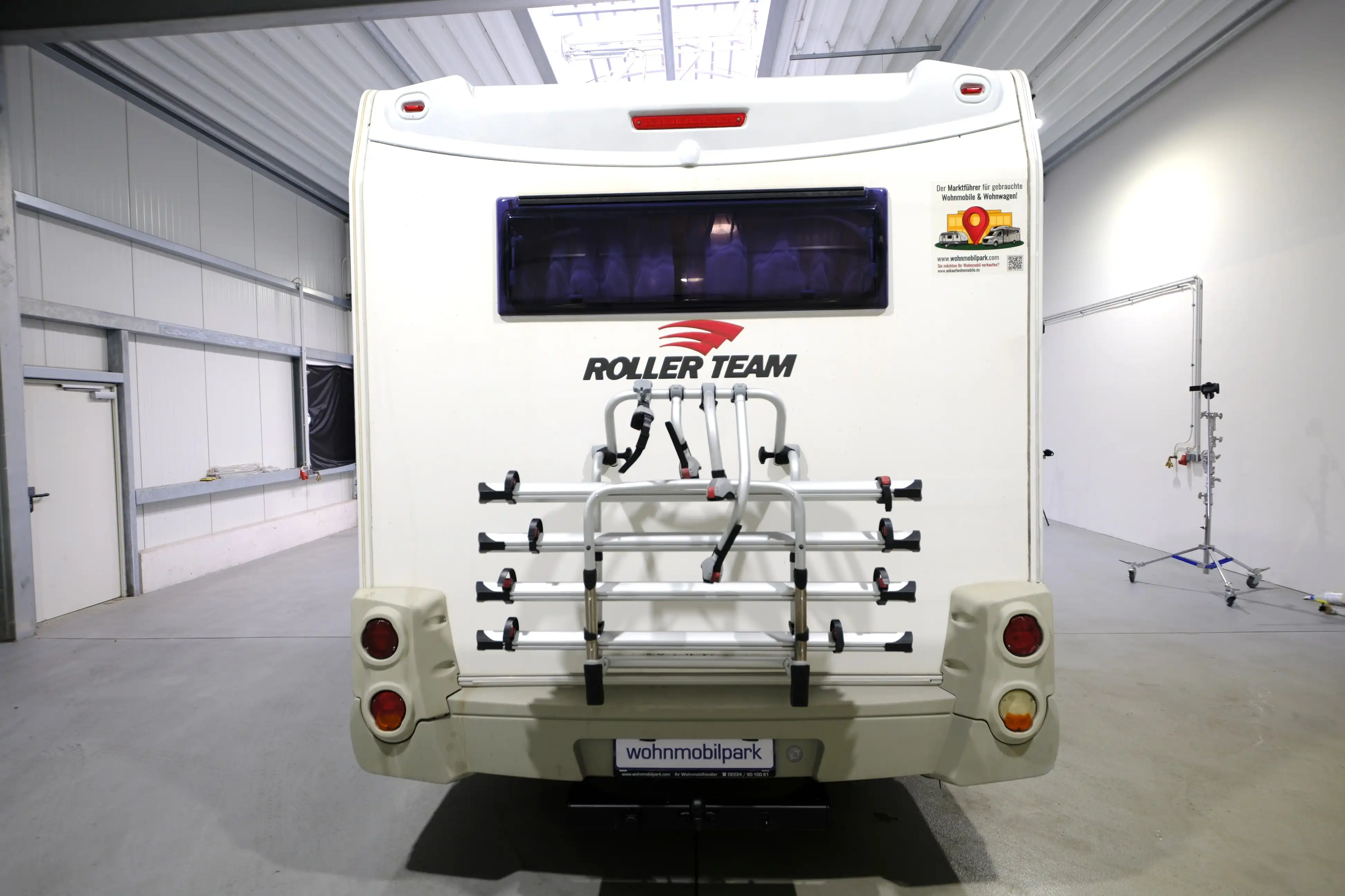 ROLLER TEAM Auto Roller Garage - Ansicht 3